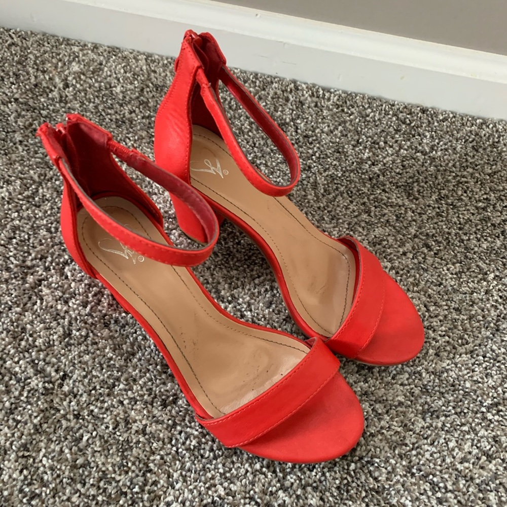 Heels - Picture 2 of 2